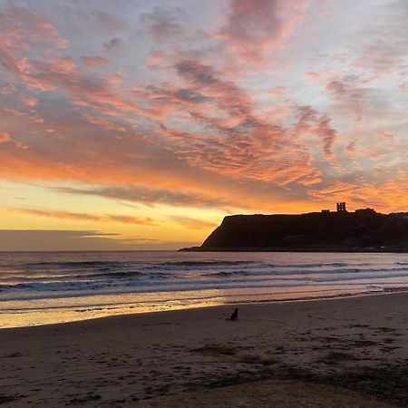 Bay View - Amazing Location With Sea Views! Aparthotel Scarborough Bagian luar foto